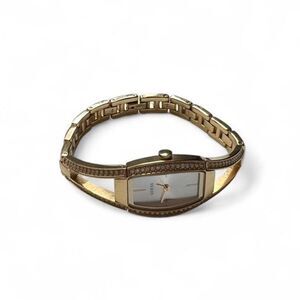Vintage GUESS G85635L Gold Crystal Hourglass Bracelet Watch